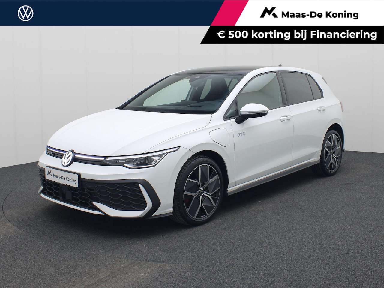 Volkswagen Golf - GTE 1.5eHybrid 272PK GTE · Navigatie · Apple Car Play · Camera + Parkeersensoren · Garanti - AutoWereld.nl