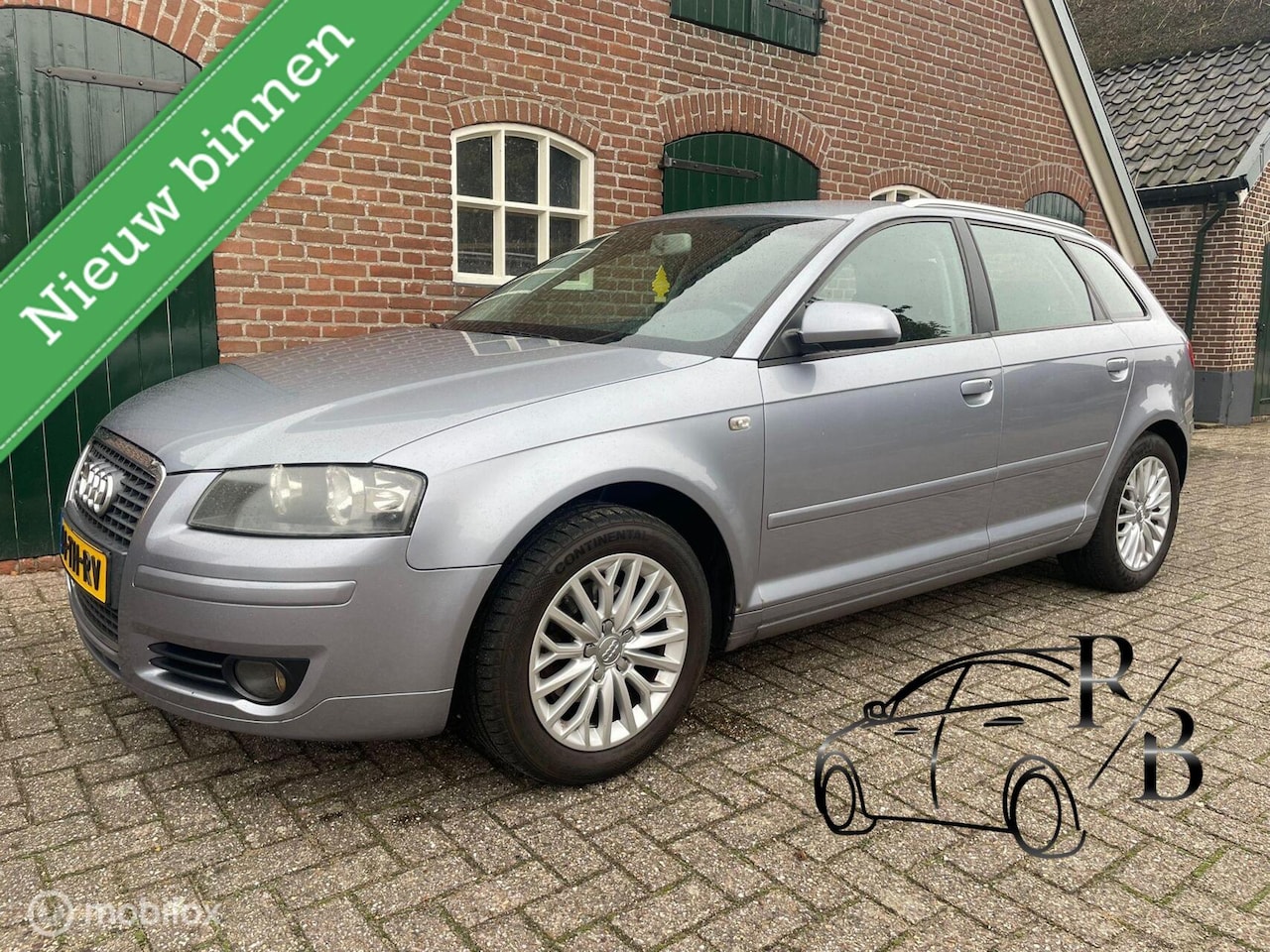 Audi A3 Sportback - 1.6 Attraction AUTOMAAT AIRCO CRUISE APK - AutoWereld.nl
