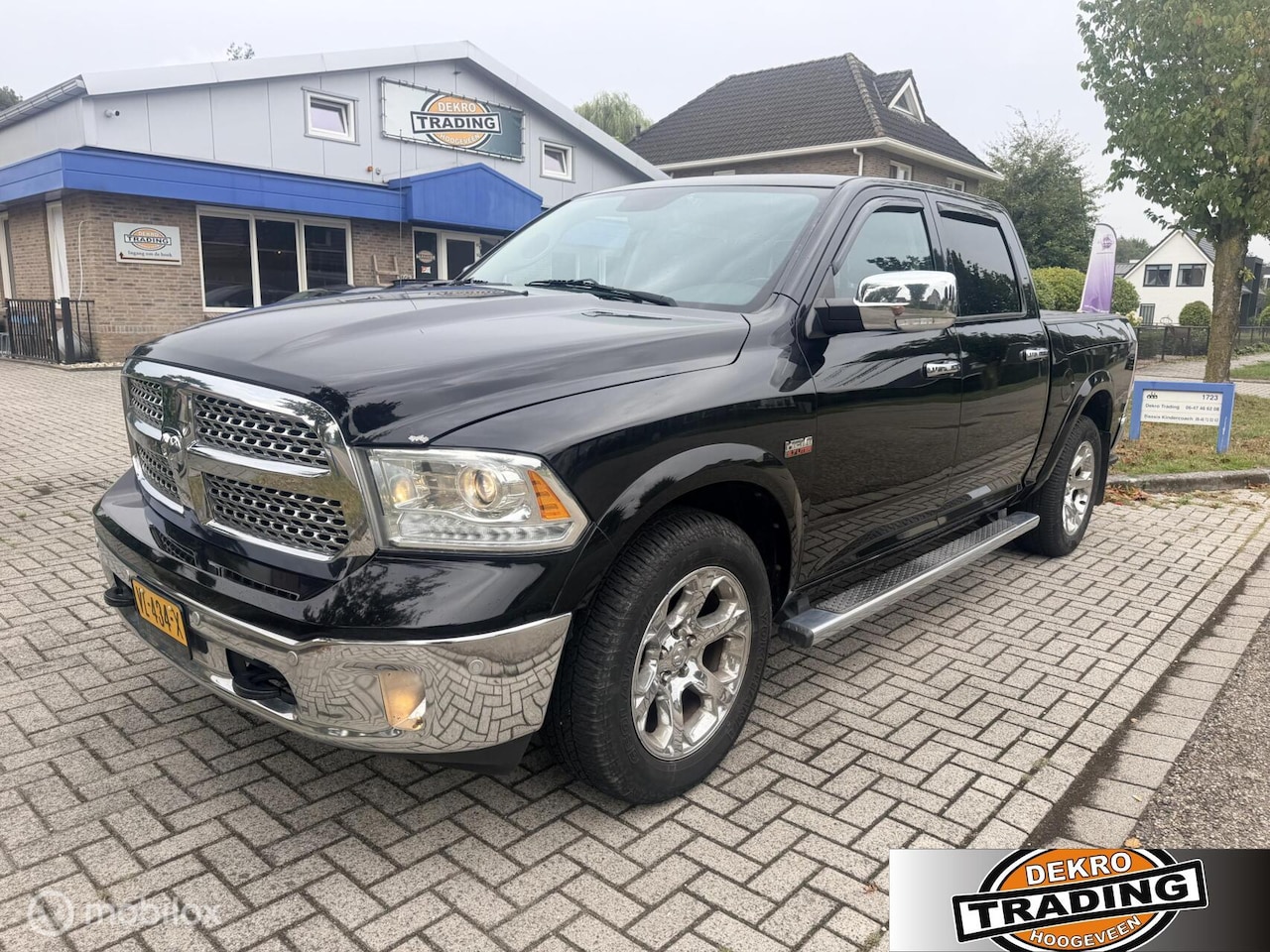 Dodge Ram 1500 - 5.7 V8 Quad Cab 6'4 Laramie zeer mooi! - AutoWereld.nl