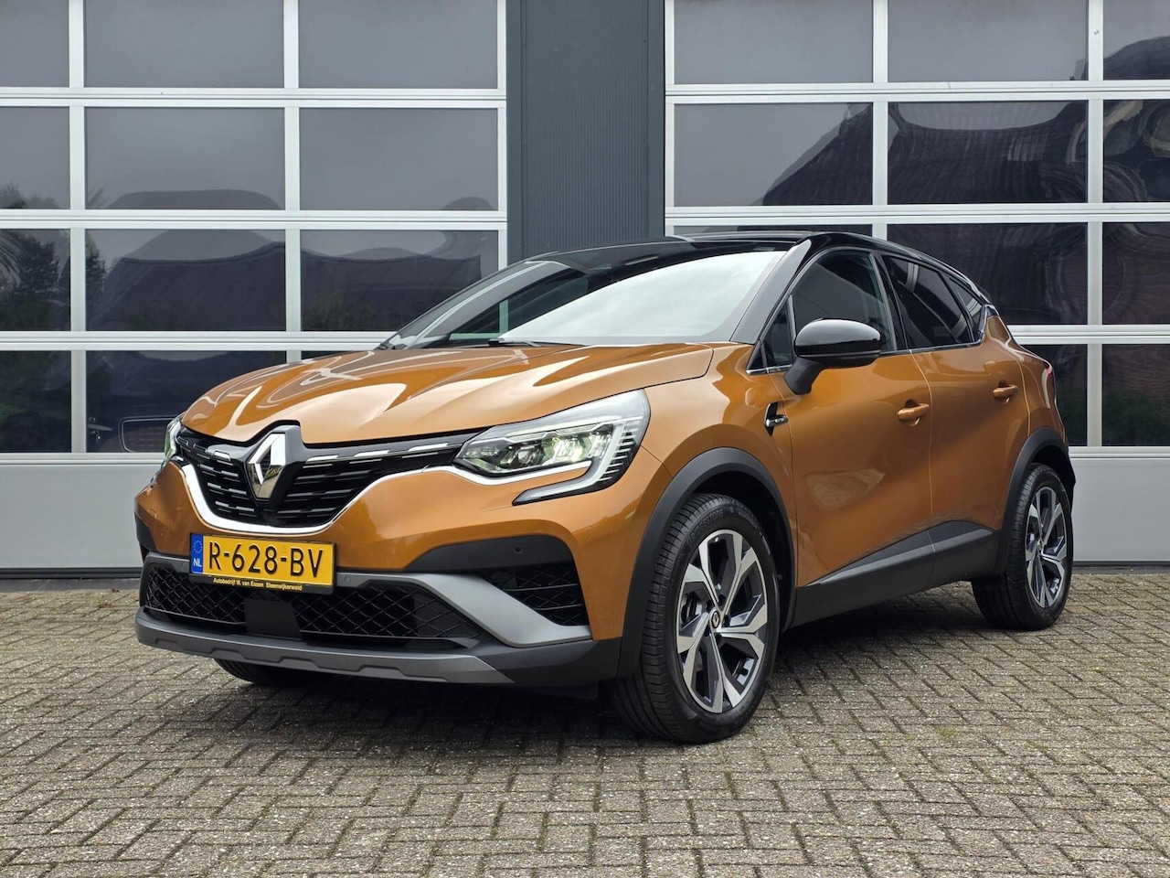 Renault Captur - 1.6 E-Tech Hybrid 145 R.S. Line - AutoWereld.nl