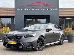 BMW M5 - Sedan 727 Pk | Carbon Pack | Pano | B&W | Geventileerde Stoelen