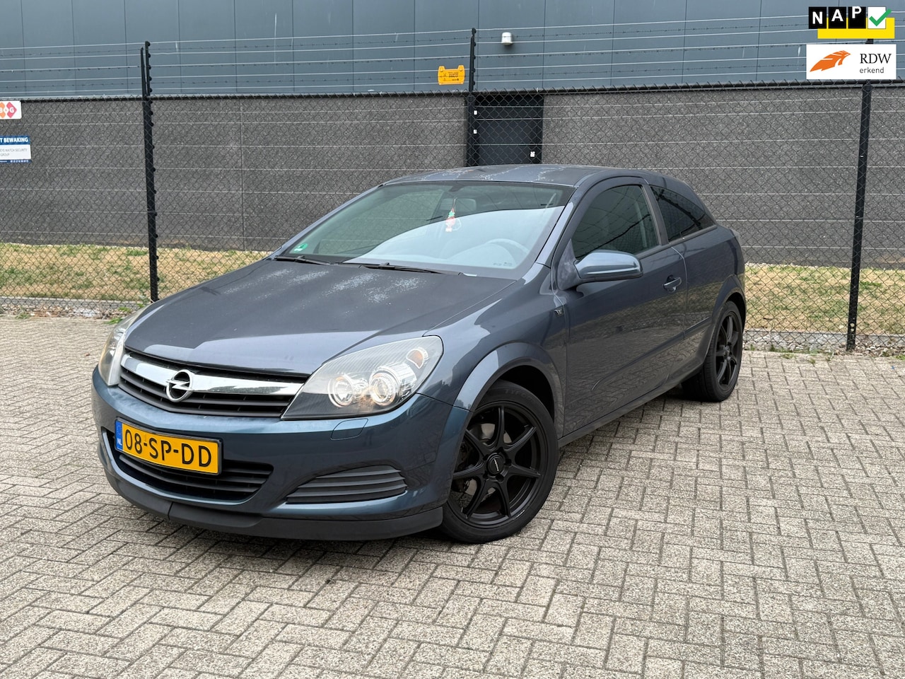 Opel Astra GTC - 1.6 Edition |Airco| |CruiseControl| - AutoWereld.nl
