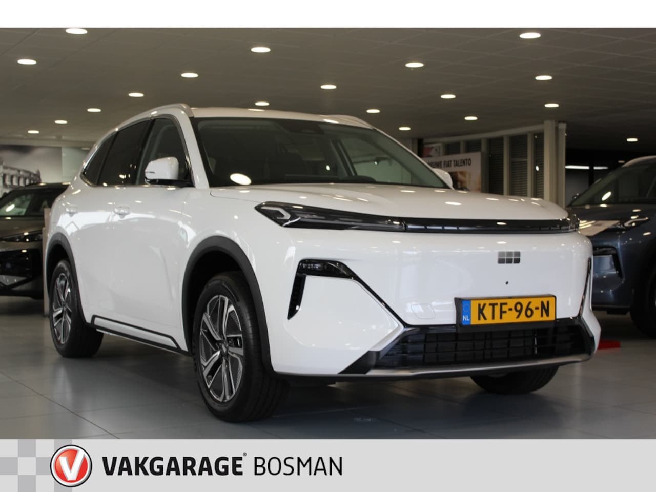 Geely Starray EM-i - 1.5 Pro Plug-in/CARPLAY/CRUISE/360 - AutoWereld.nl