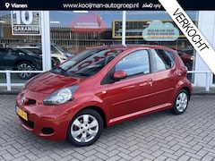 Toyota Aygo - 1.0-12V Aspiration Red slechts 79288KM Airco, luxe bekleding, LM velgen, leuke auto