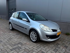Renault Clio - 1.2-16V |Nieuw Apk|5 deurs|Airco