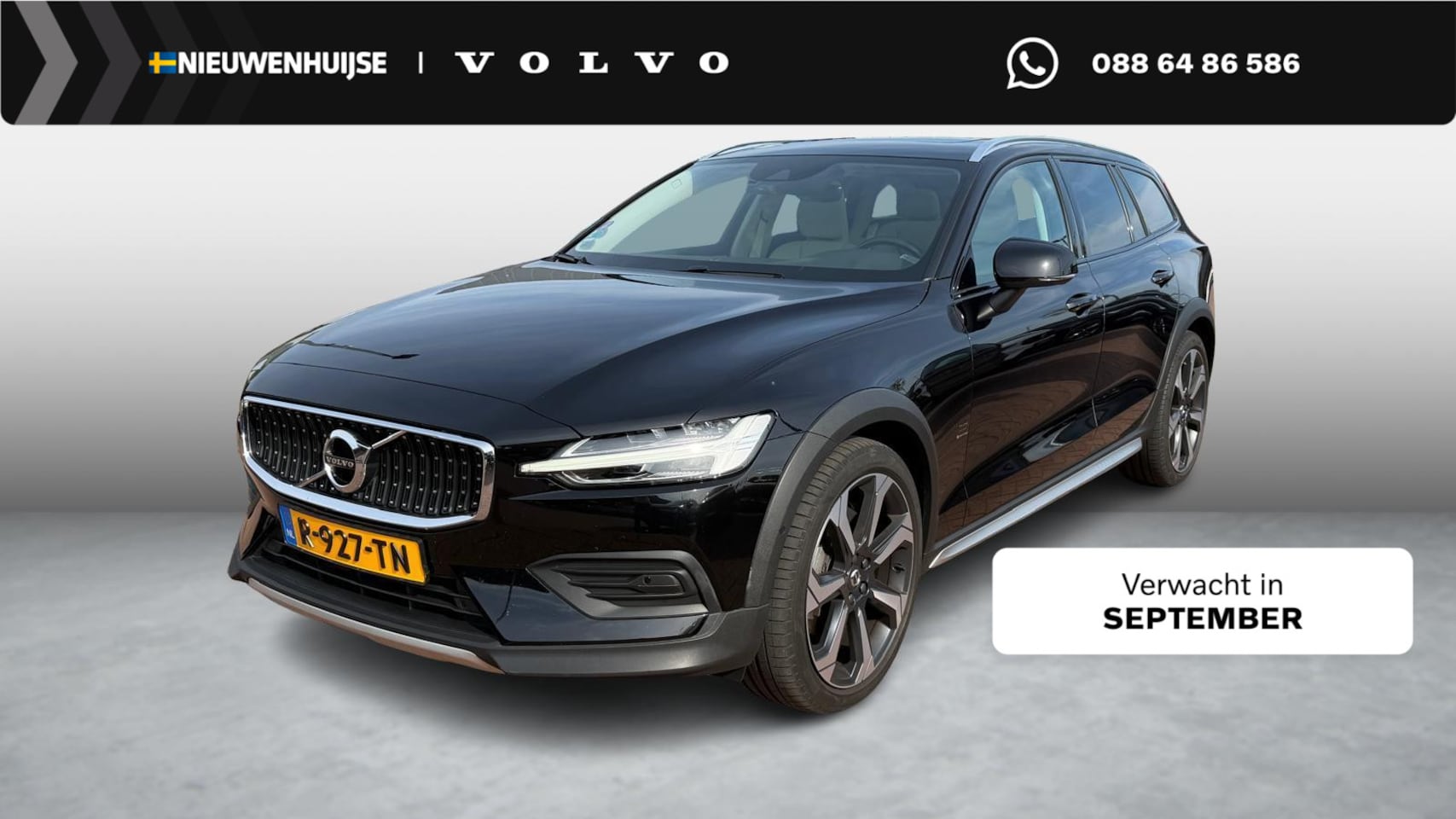 Volvo V60 Cross Country - 2.0 B5 AWD Pro | Trekhaak | Panoramadak | Achteruitrijcamera | Parkeersensoren | Keyless E - AutoWereld.nl