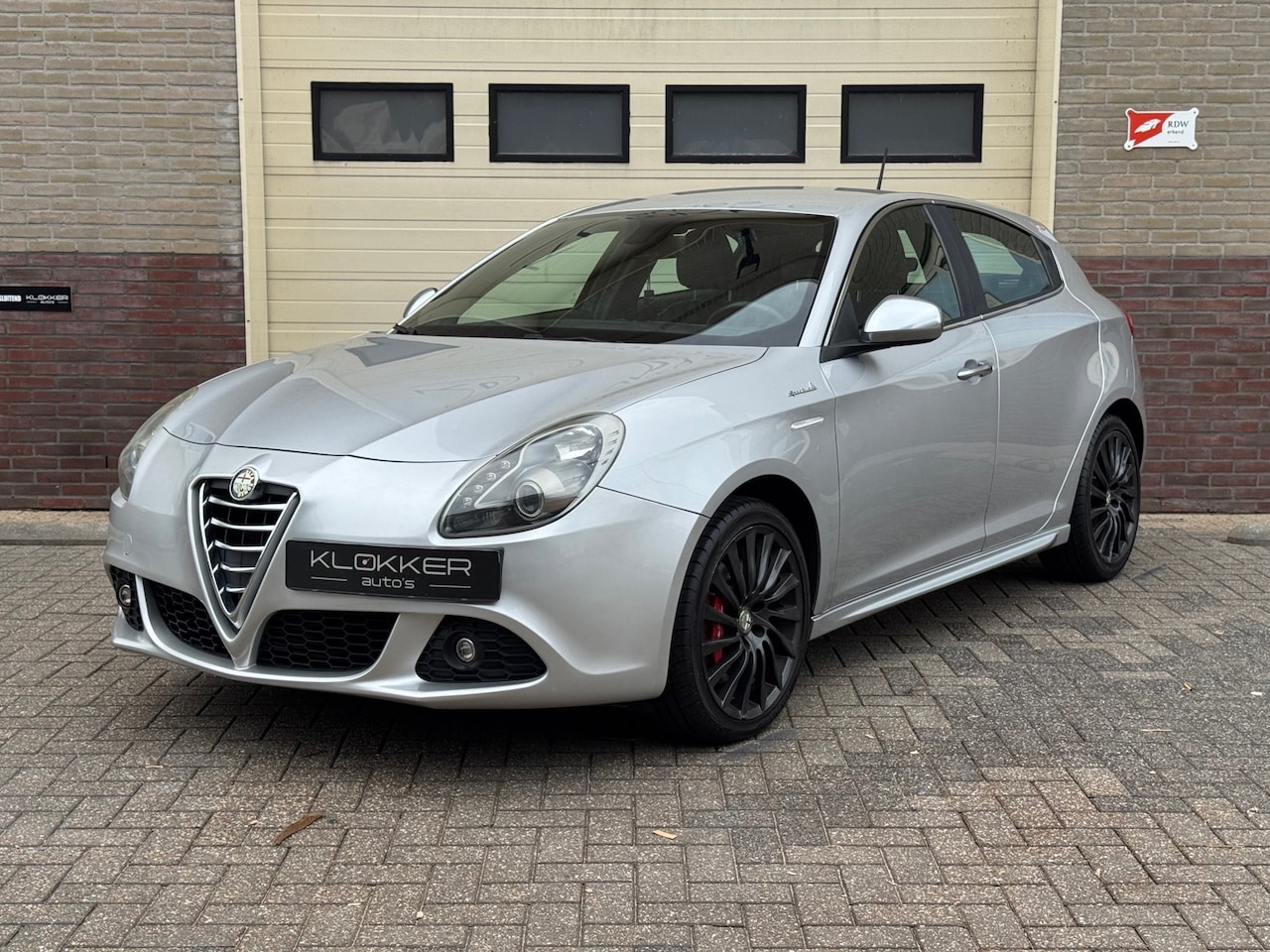 Alfa Romeo Giulietta - 1.4 T Distinctive Sportiva|Airco|Clima|Cruise - AutoWereld.nl