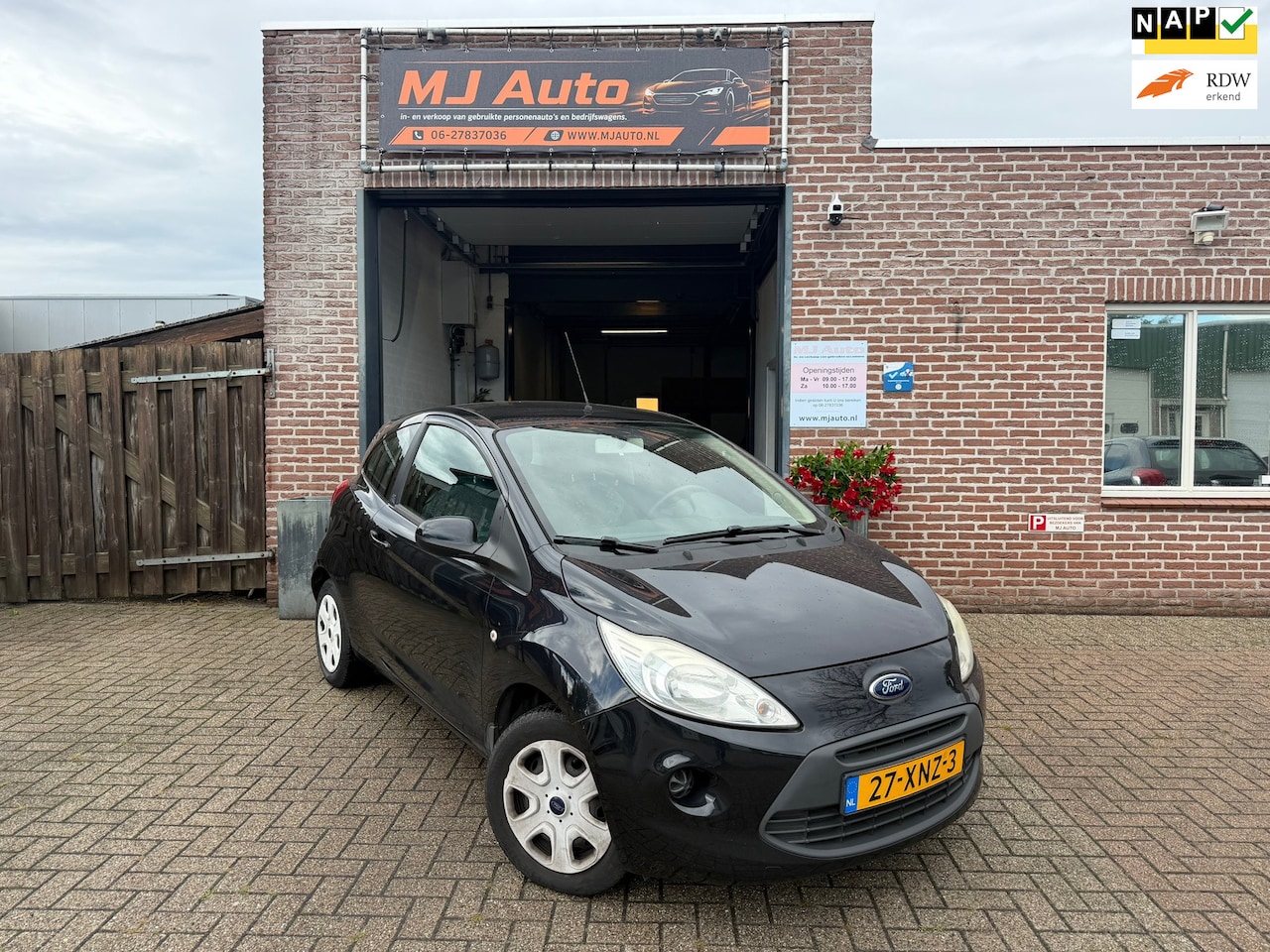 Ford Ka - 1.2 Champions Edition airco 1e eigenaar - AutoWereld.nl