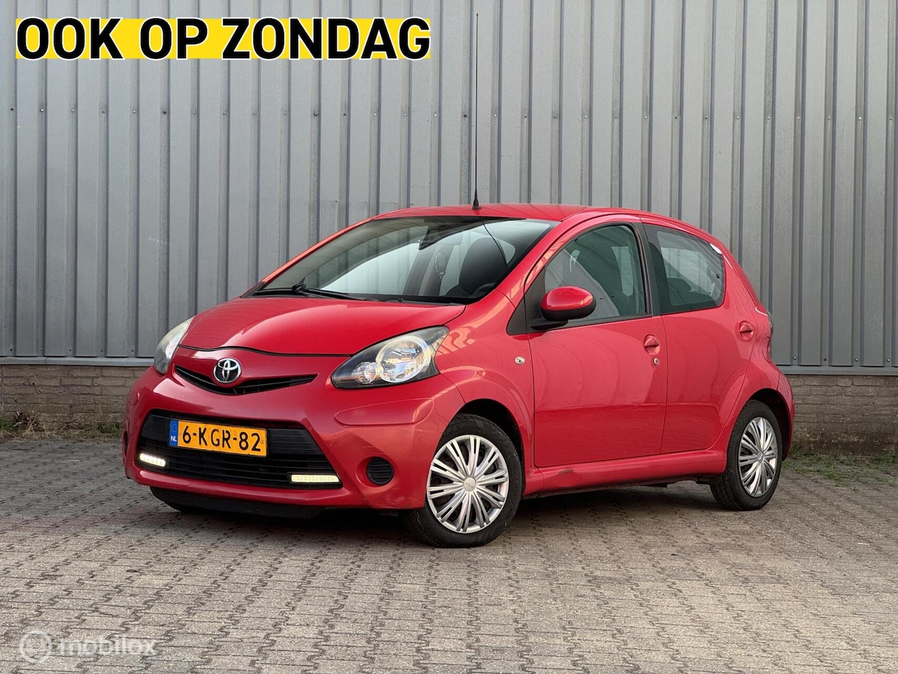 Toyota Aygo - 1.0 VVT-i | Airco | JBL - AutoWereld.nl