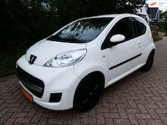 Peugeot 107 - 1.0-12V XR 3-deurs Airco Zuinig A-Label Historie