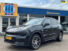 Lynk & Co 01 - 1.5 261pk PHEV 7DCTH | Black Edition | Orig.NL | PanoramaDak | 360 graden Camera | Carplay
