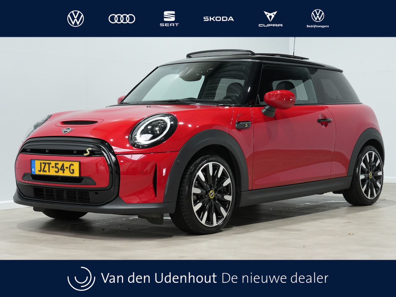 MINI Electric - Classic 33 kWh Navigatie | Cruise | Airco | PDC 58 - AutoWereld.nl