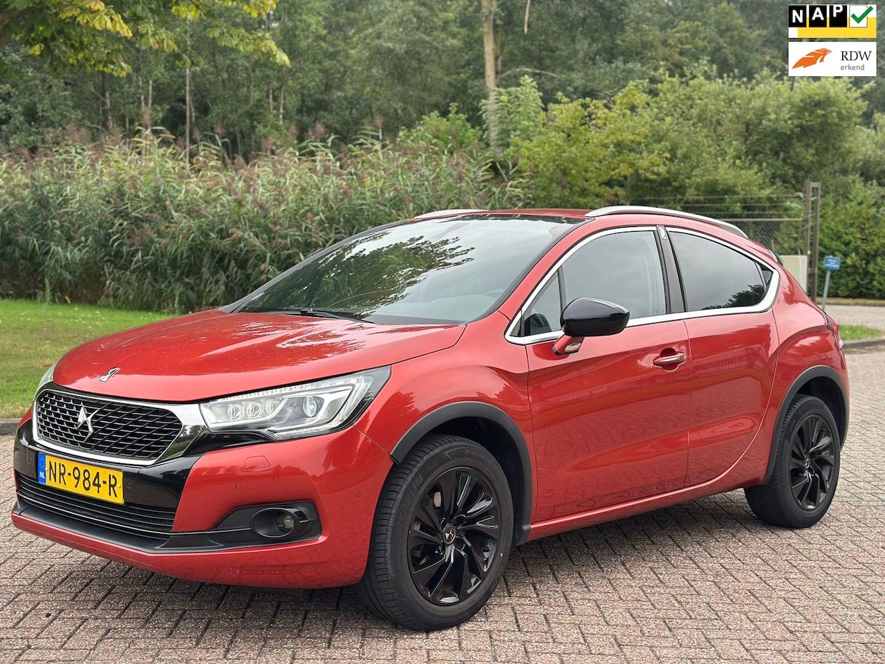 DS 4 Crossback - 1.2 PureTech Business/AIRCO/CRUISE/HALF LEDER/LED/NAVI/PARKEERSENS VOOR-ACHTER/TREKHAAK - AutoWereld.nl
