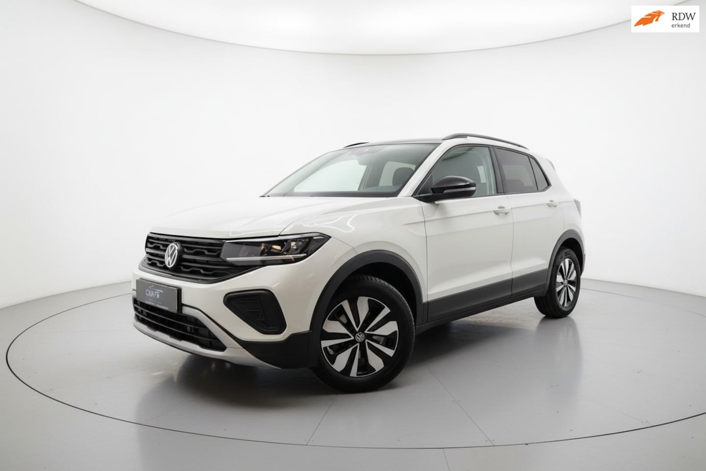 Volkswagen T-Cross - 1.0 TSI GOAL EDITION ACC PDC CARPLAY - AutoWereld.nl