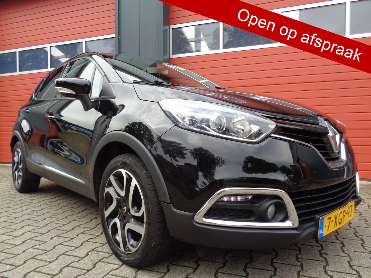 Renault Captur - 0.9 TCe Dynamique 90PK Clima Cruise Navi LMV PDC NL-Auto Hoge-Zit/Instap - AutoWereld.nl