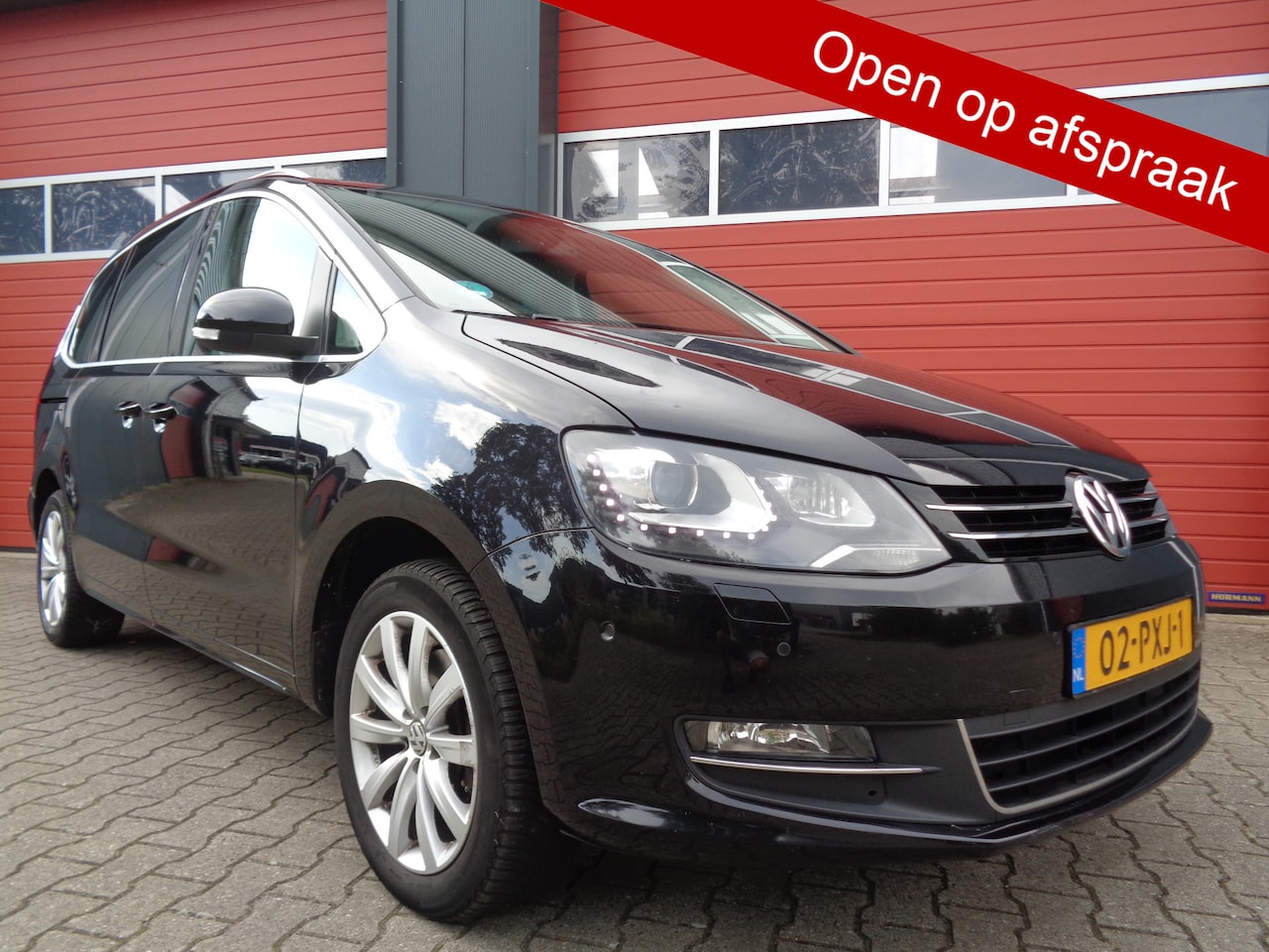 Volkswagen Sharan - 1.4 TSI Highline 7p. 150PK Clima Cruise Navi LMV NL-Auto 2E-Eigenaar - AutoWereld.nl