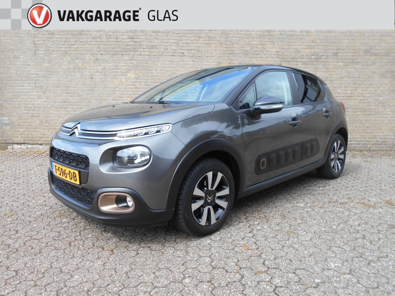 Citroën C3 - 1.2 PureTech 82pk Feel Edition Navi / Camera / ECC - AutoWereld.nl