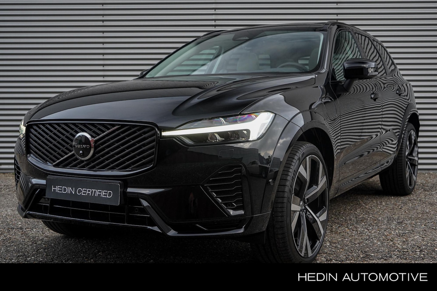 Volvo XC60 - 2.0 T8 Plug-in hybrid AWD Ultra Dark Exec. Ed. | 22 inch | Luchtvering | Bowers & Wilkens - AutoWereld.nl