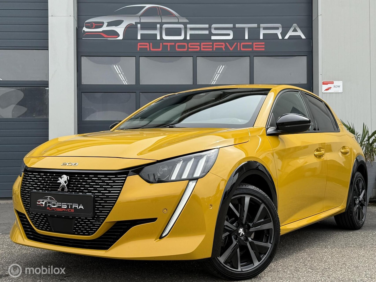 Peugeot 208 - 1.2 PureTech GT Pack Camera Adapt-Cruise Bomvol! - AutoWereld.nl
