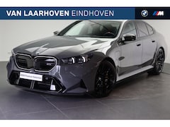 BMW M5 - Automaat / M Drive Professional / M Carbon-keramische remmen / Bowers & Wilkins / / Grigio