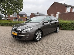 Peugeot 308 SW - 1.2 PureTech Blue Lease Executive