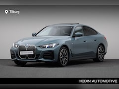 BMW i4 - eDrive40 84 kWh M Sport Pakket | 19 inch LM M Y-spaak (styling 859 M)in Bicolor Jet Black