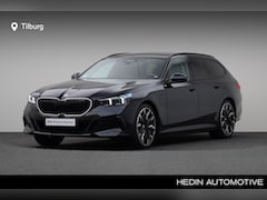 BMW 5-serie Touring - 550e xDrive M Sport Pro Pakket | Bowers & Wilkins Surround Sound System | Glazen panoramad