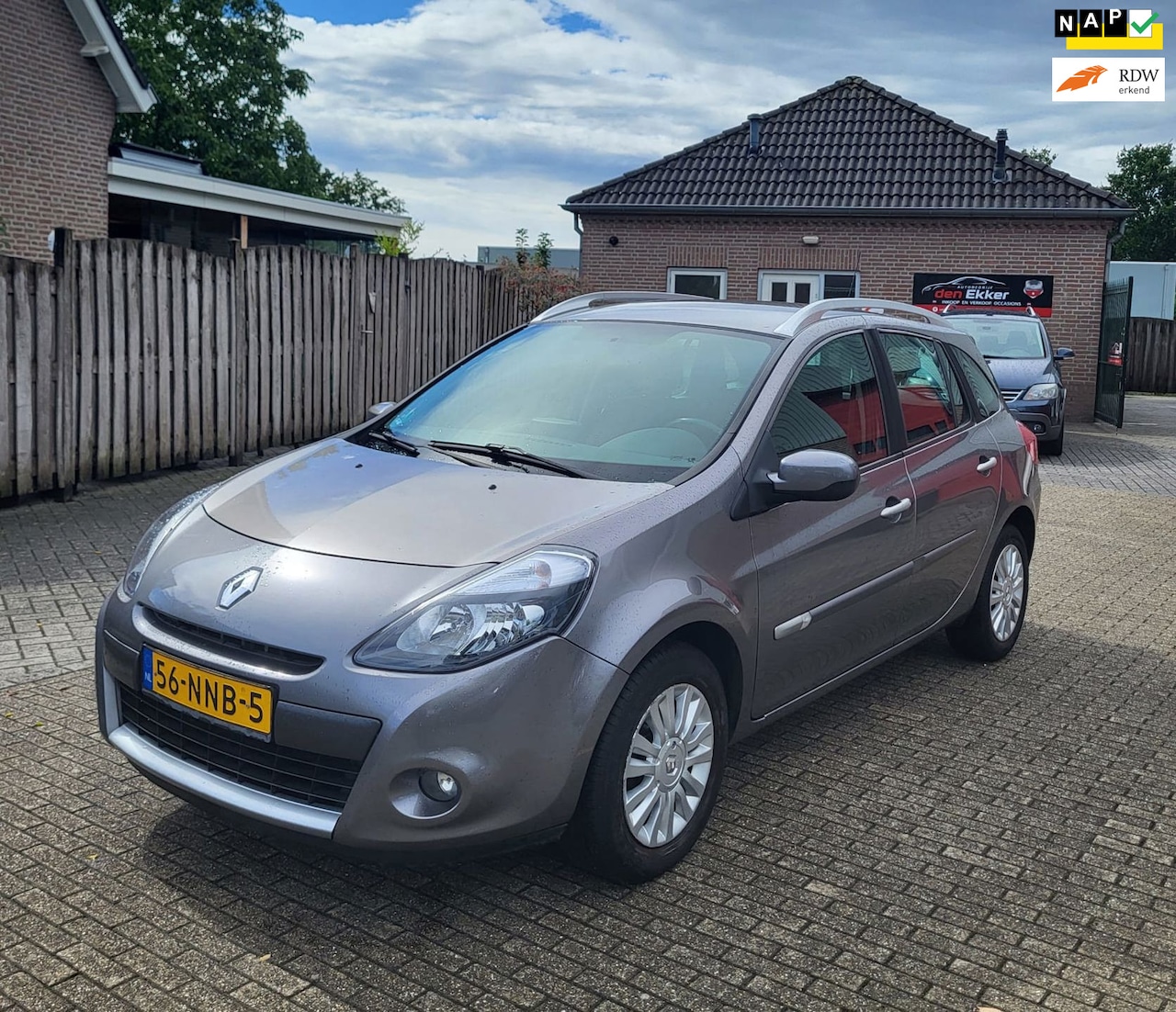 Renault Clio Estate - 1.2 TCE, CruisC, Navi, Airco, APk 10/27! - AutoWereld.nl