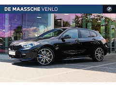 BMW 1-serie - 118i Executive M Sport Automaat / Panoramadak / M Sportstoelen / Comfort Access / Live Coc