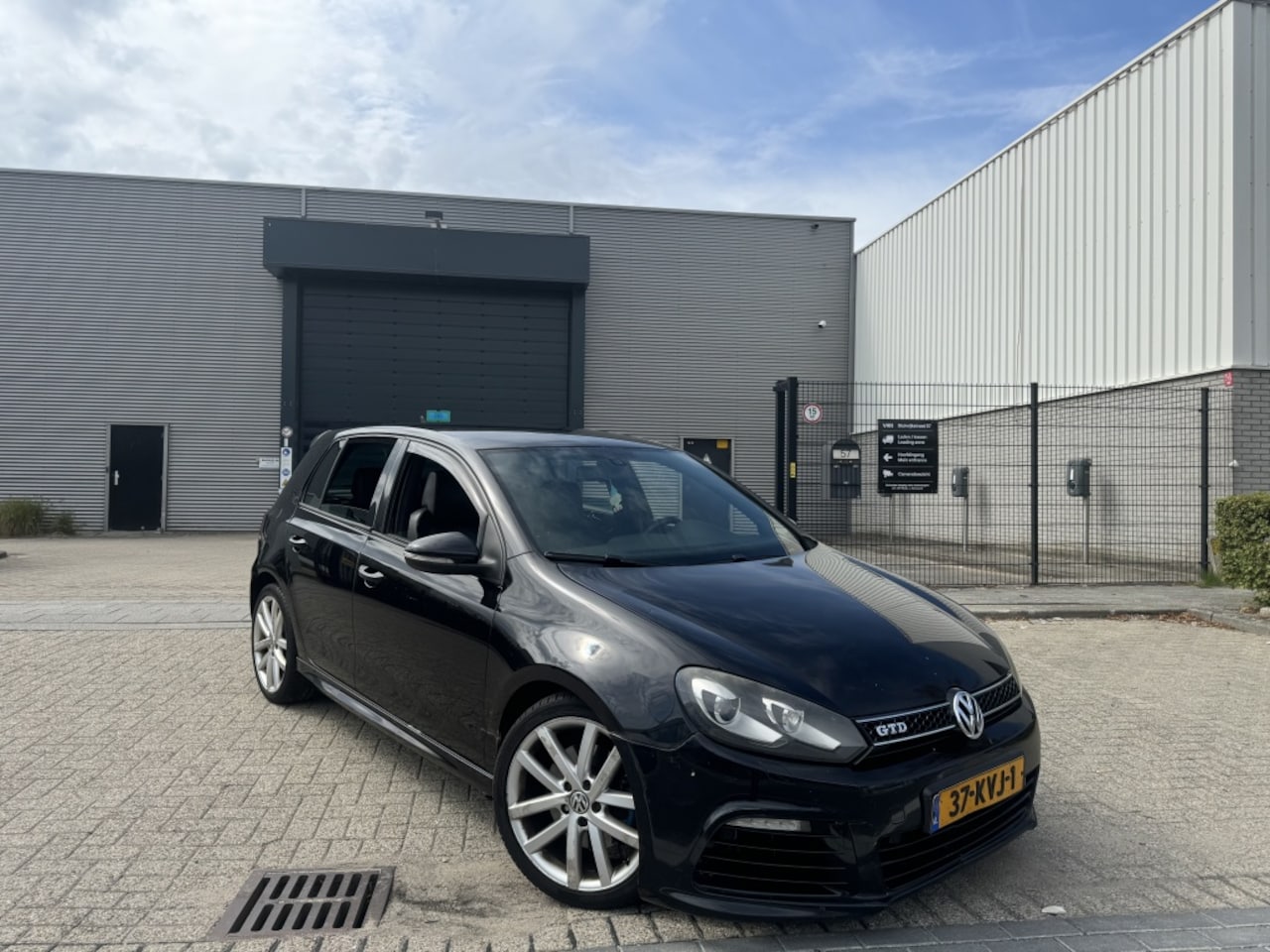 Volkswagen Golf - 2.0 GTD DSG DYN CLIMA NAVI SENS 170PK - AutoWereld.nl