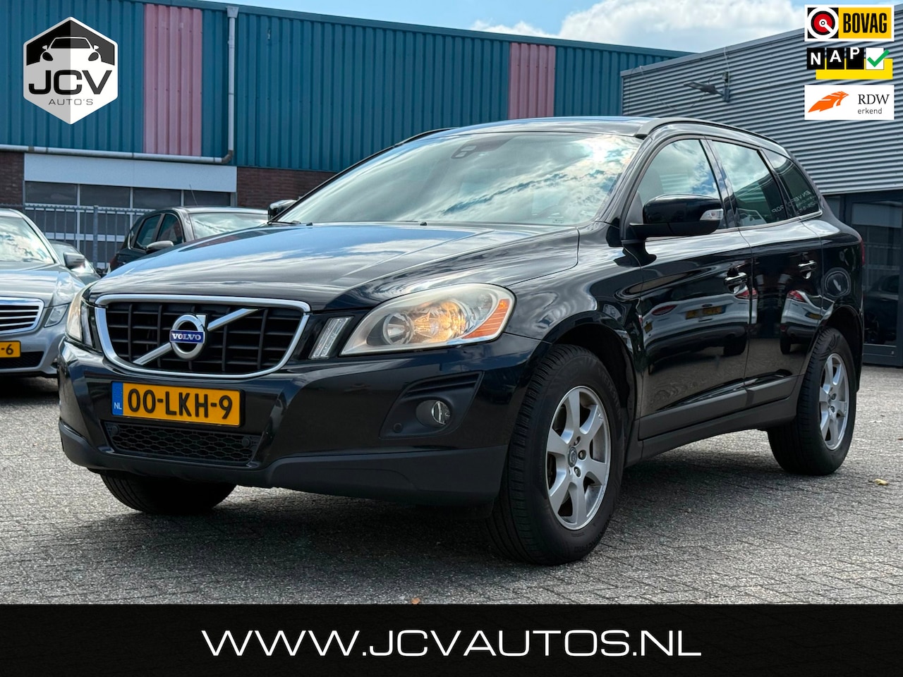 Volvo XC60 - 2.4D Kinetic PANO/NAVI INRUILKOOPJE!! - AutoWereld.nl
