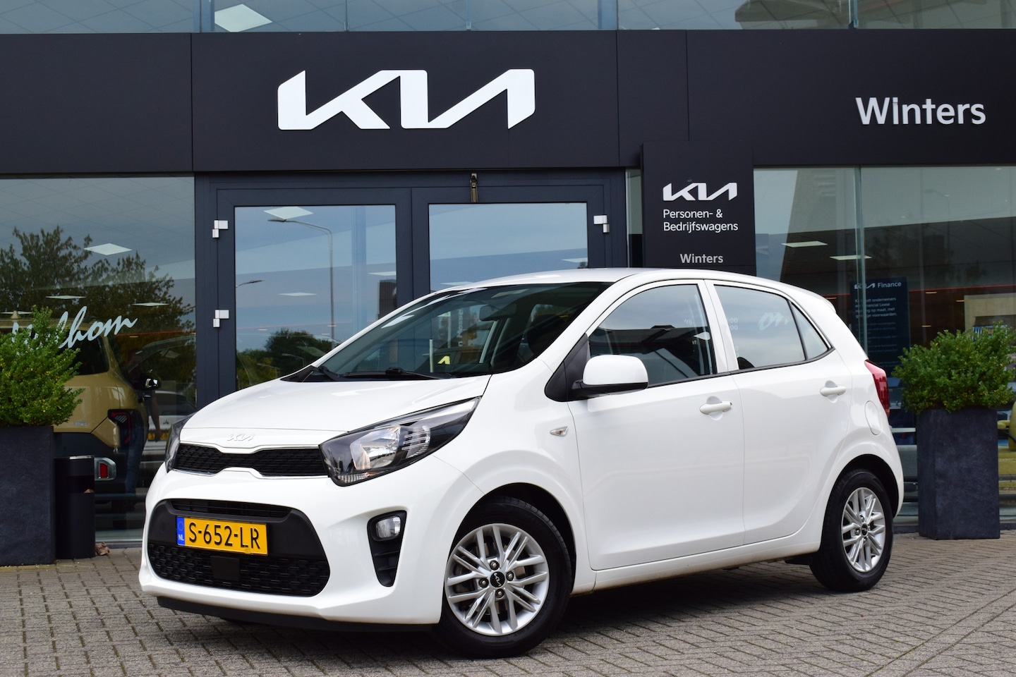 Kia Picanto - 1.0 DPi DynamicLine | Camera | Airco | Cruise Control | Tot 10Jr. Kia-Garantie | - AutoWereld.nl