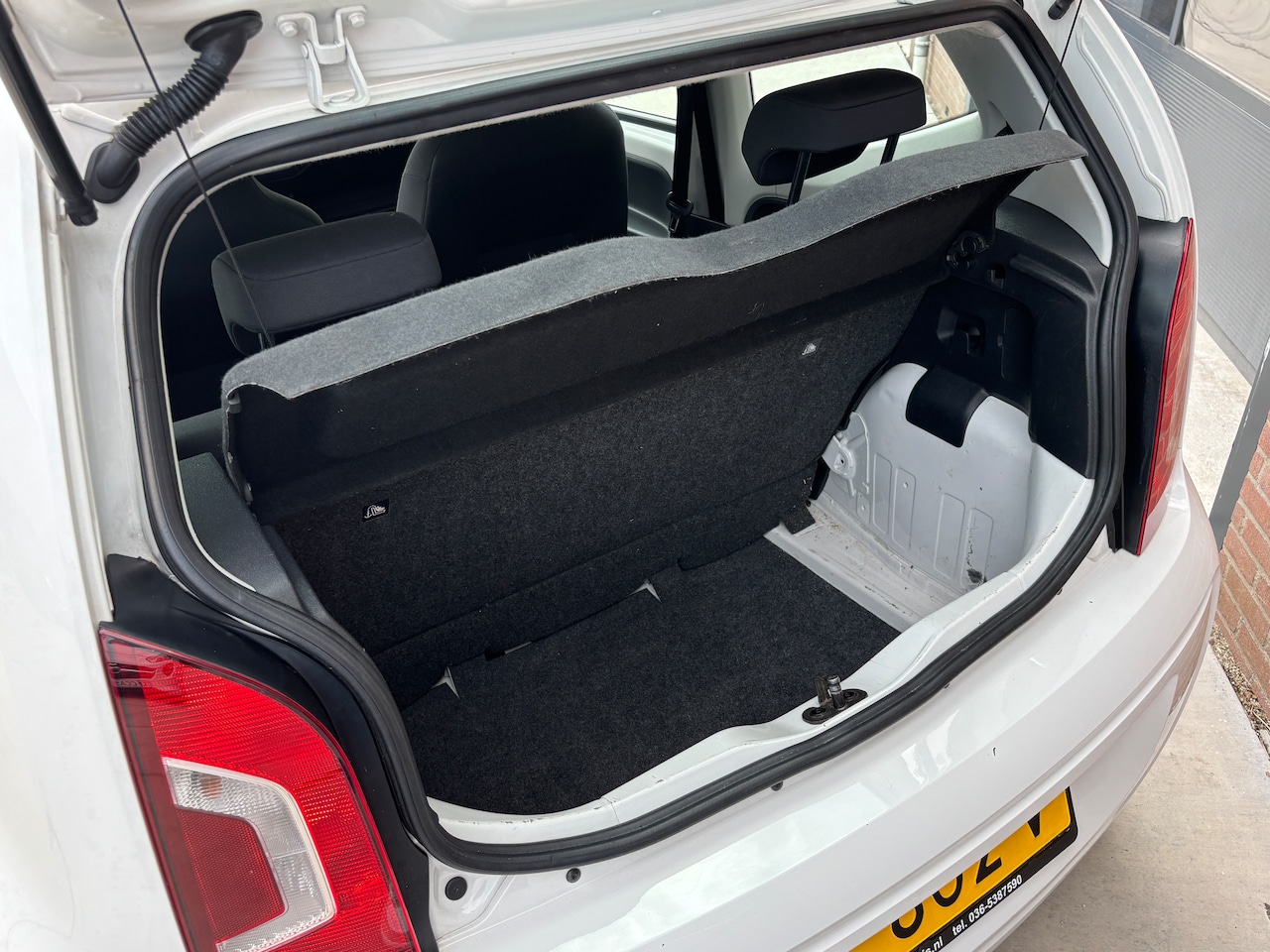 Volkswagen Up! - 1.0 take up! BlueMotion | Org-NL auto. Airco.