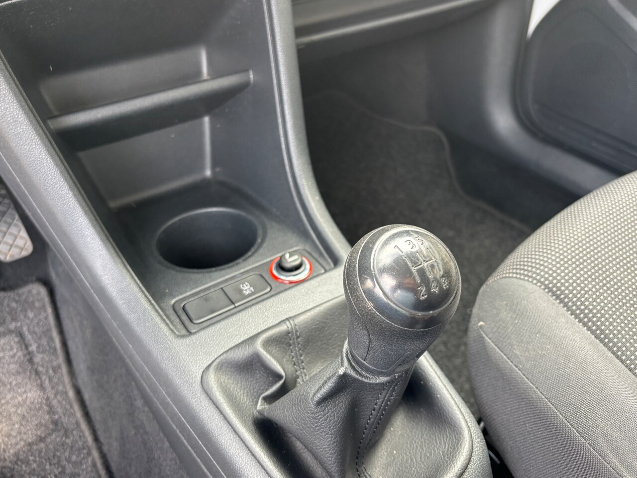 Volkswagen Up! - 1.0 take up! BlueMotion | Org-NL auto. Airco.