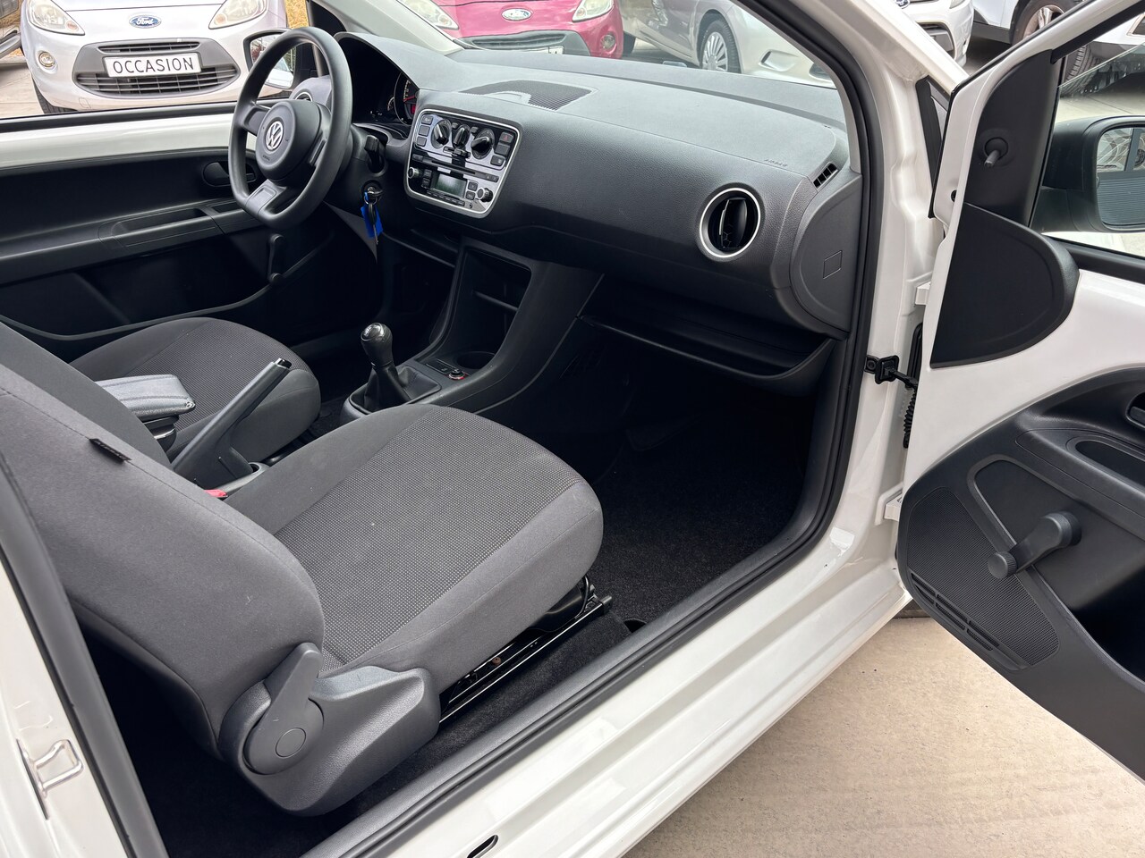 Volkswagen Up! - 1.0 take up! BlueMotion | Org-NL auto. Airco.