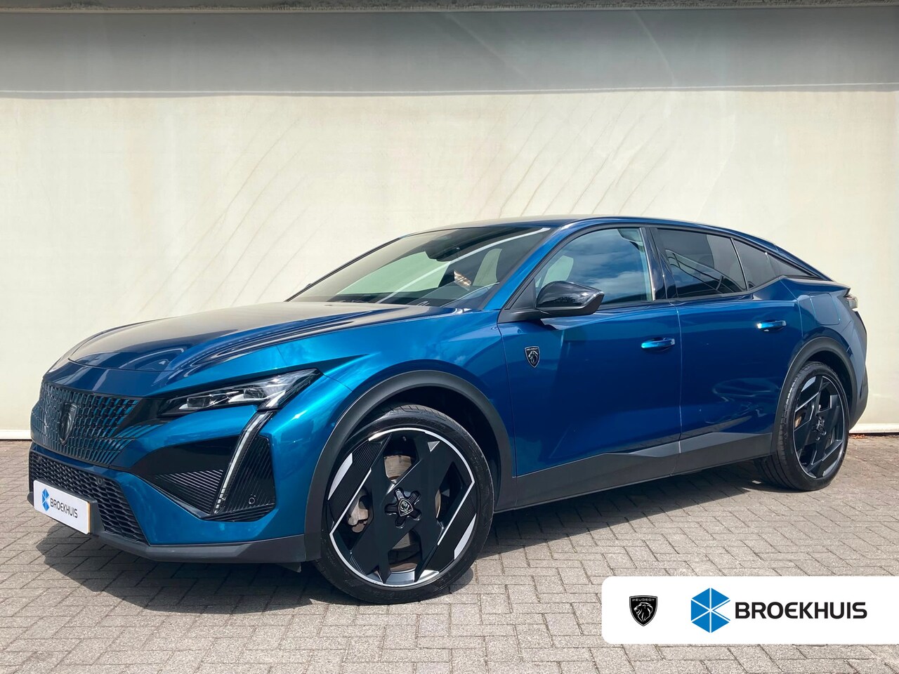 Peugeot 408 - 1.6 HYbrid GT 225 EAT8 First Edition Airco | Camera | Cruise Adaptief | DAB | Keyless | LE - AutoWereld.nl