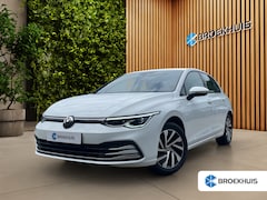 Volkswagen Golf - 1.4 eHybrid Style Trekhaak | All Season | Stoelverwarming | LED