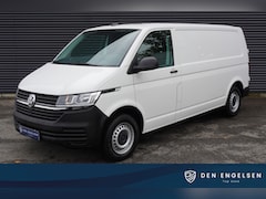 Volkswagen Transporter - 30 110pk L2H1 Trekhaak Apple carplay Camera ACC Cruise control Stoelverwarming 3-Zits