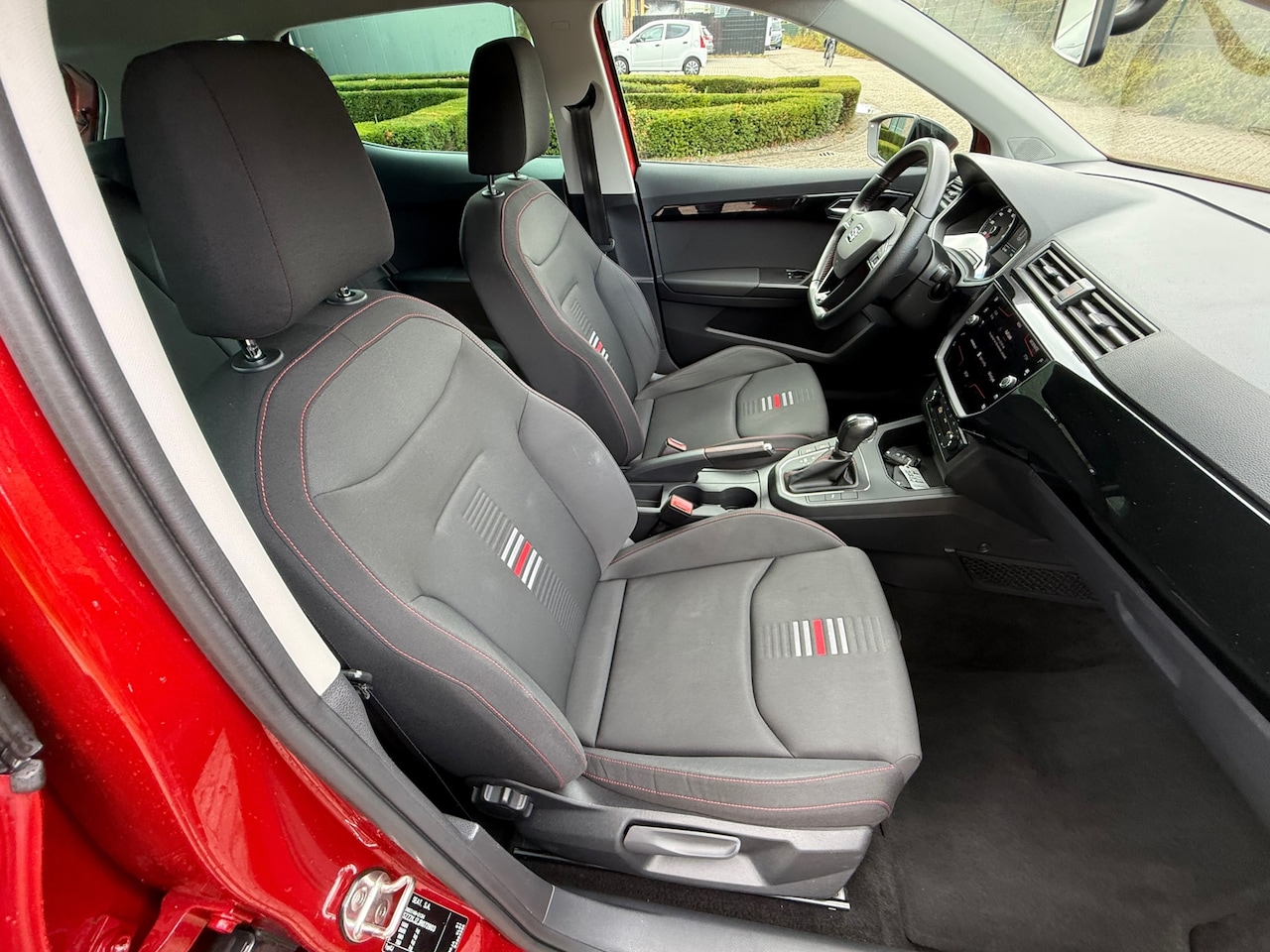 SEAT Ibiza - 1.0 TSI FR DSG I LED I CAMERA I PDC I CLIMA I CARPLAY I 116PK - AutoWereld.nl