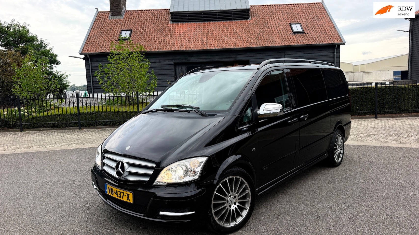 Mercedes-Benz Viano - 3.0 CDI V6 AMG Edition DUBBELCANINE LEER 2X SCHUIFDEUR LET OP TUBO DEFECT!! - AutoWereld.nl