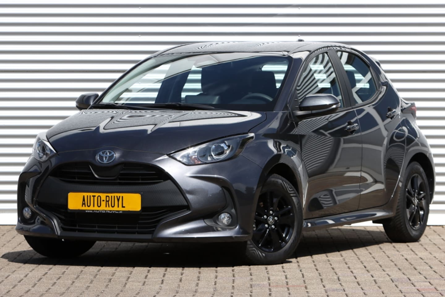 Toyota Yaris - 1.5 Hybrid 115 Active Face-Lift - AutoWereld.nl