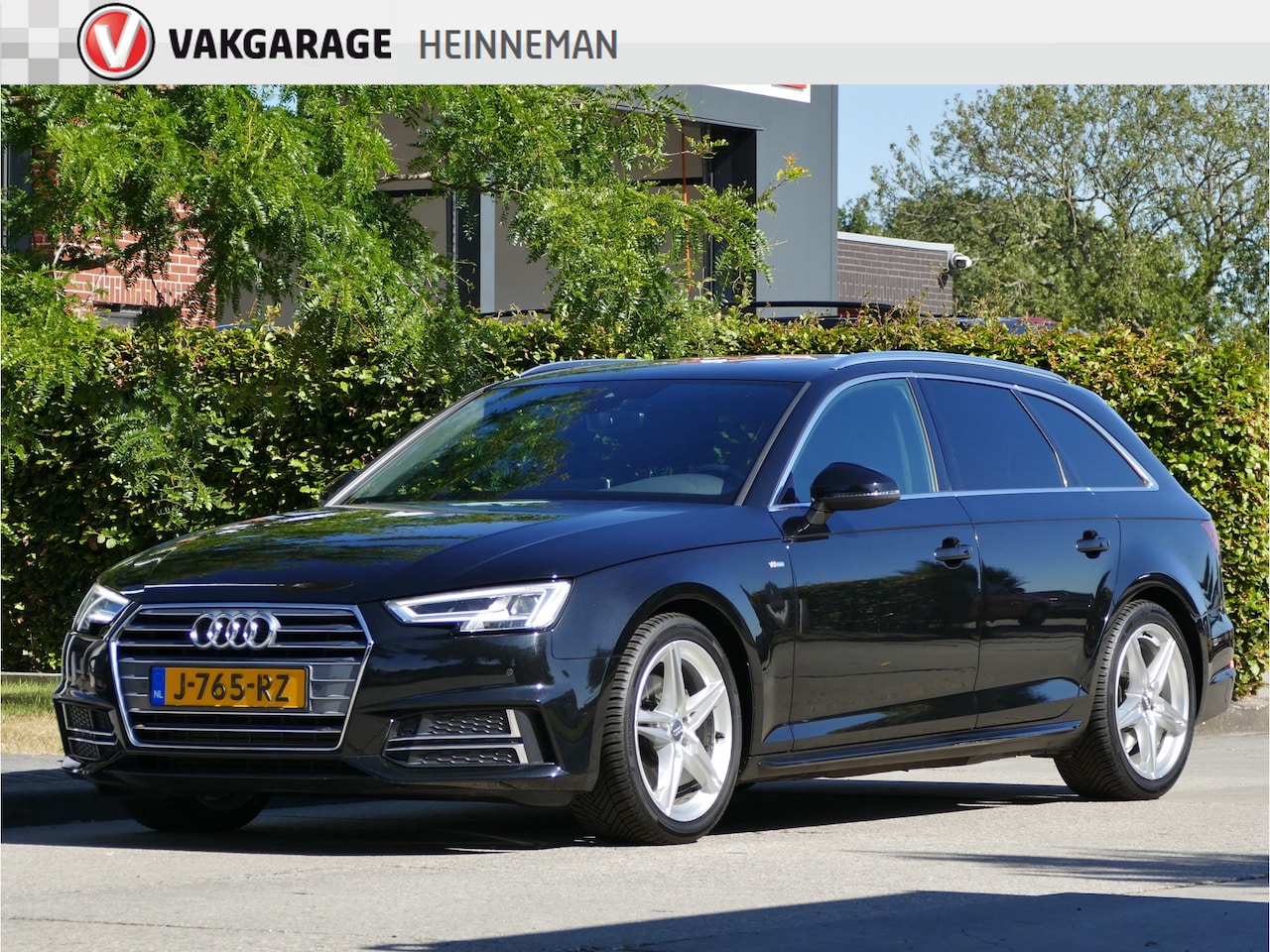 Audi A4 Avant - 2.0 TFSI ultra Sport Pro Line S Spring Advantage AUTOMAAT | panoramadak | stoelverwarming - AutoWereld.nl