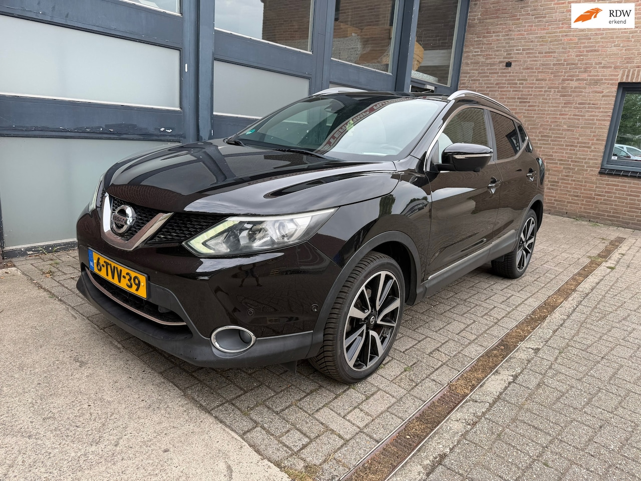 Nissan Qashqai - 1.2 Premier Edition 1.2 Premier Edition, Dealer onderhouden - AutoWereld.nl