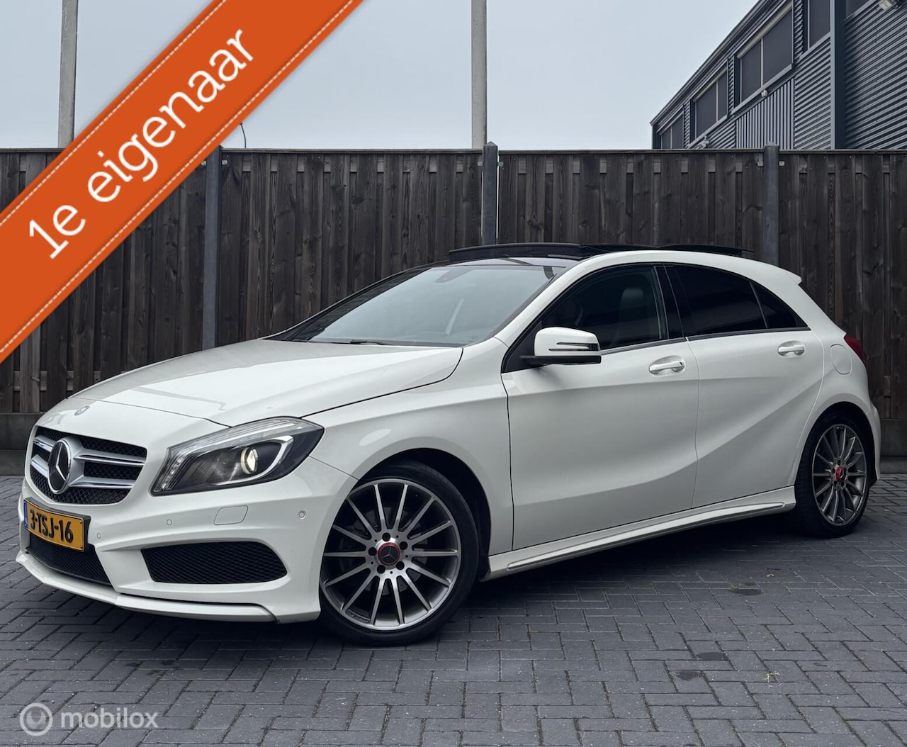 Mercedes-Benz A-klasse - 180 Ambition/AMG PAKKET/1E EIGENAAR/NAP/ - AutoWereld.nl