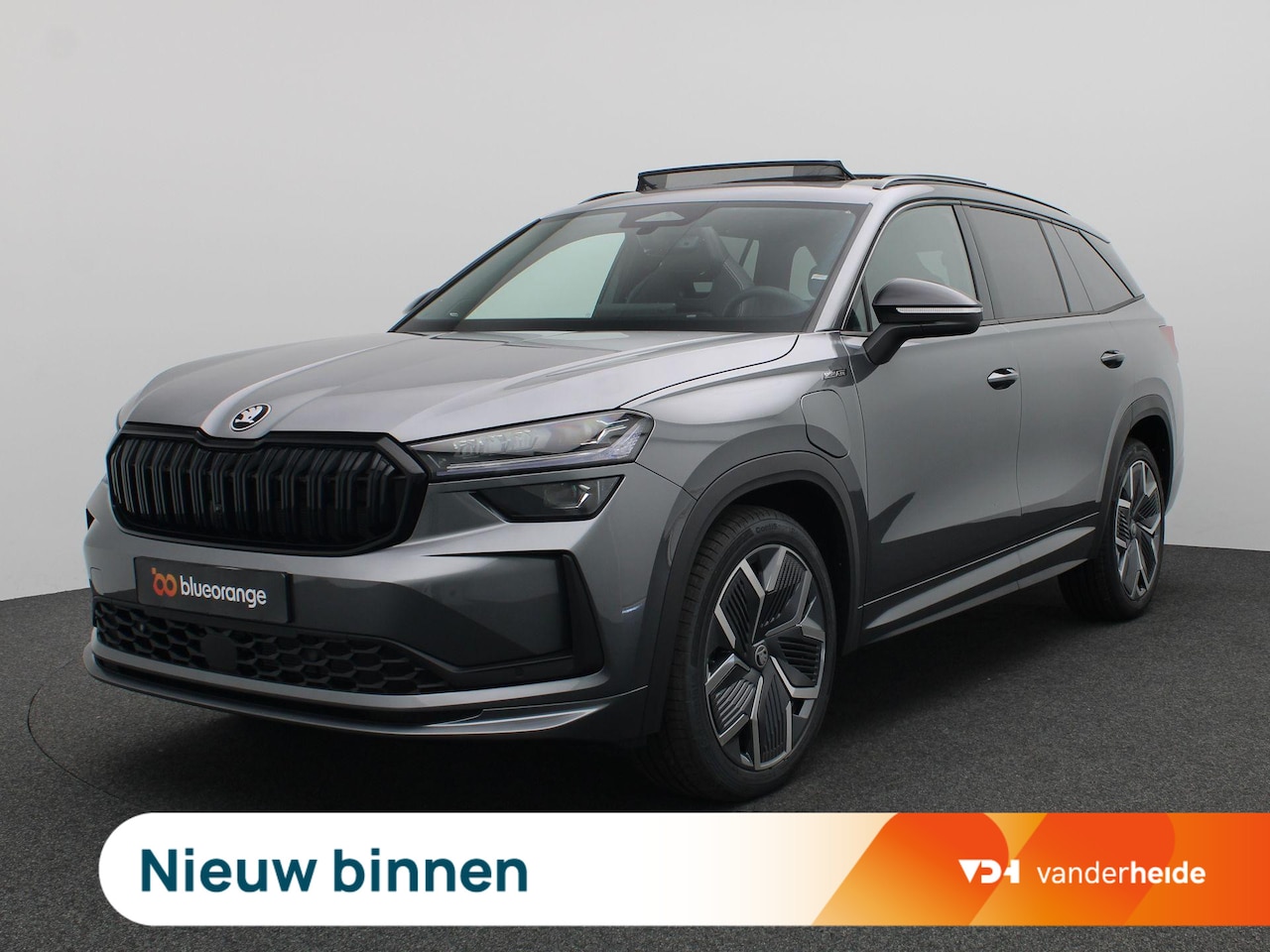 Skoda Kodiaq - 1.5 TSI PHEV Sportline Business 204PK DSG Panoramadak, Trekhaak, 20" LM Velgen, Keyless, A - AutoWereld.nl
