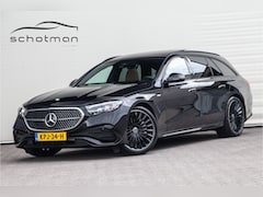 Mercedes-Benz E-klasse Estate - 300 e AMG Premium, Hyperscreen, Distronic, Pano, Bruin Leder, Trekhaak, Nightpakket 2025