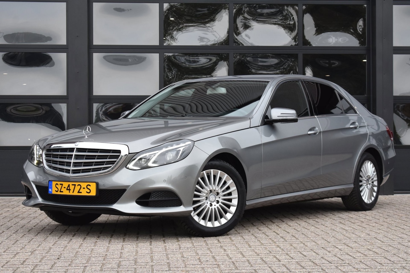 Mercedes-Benz E-klasse - 200 Ambition '13 LED Clima Navi Cruise Inruil mogelijk - AutoWereld.nl