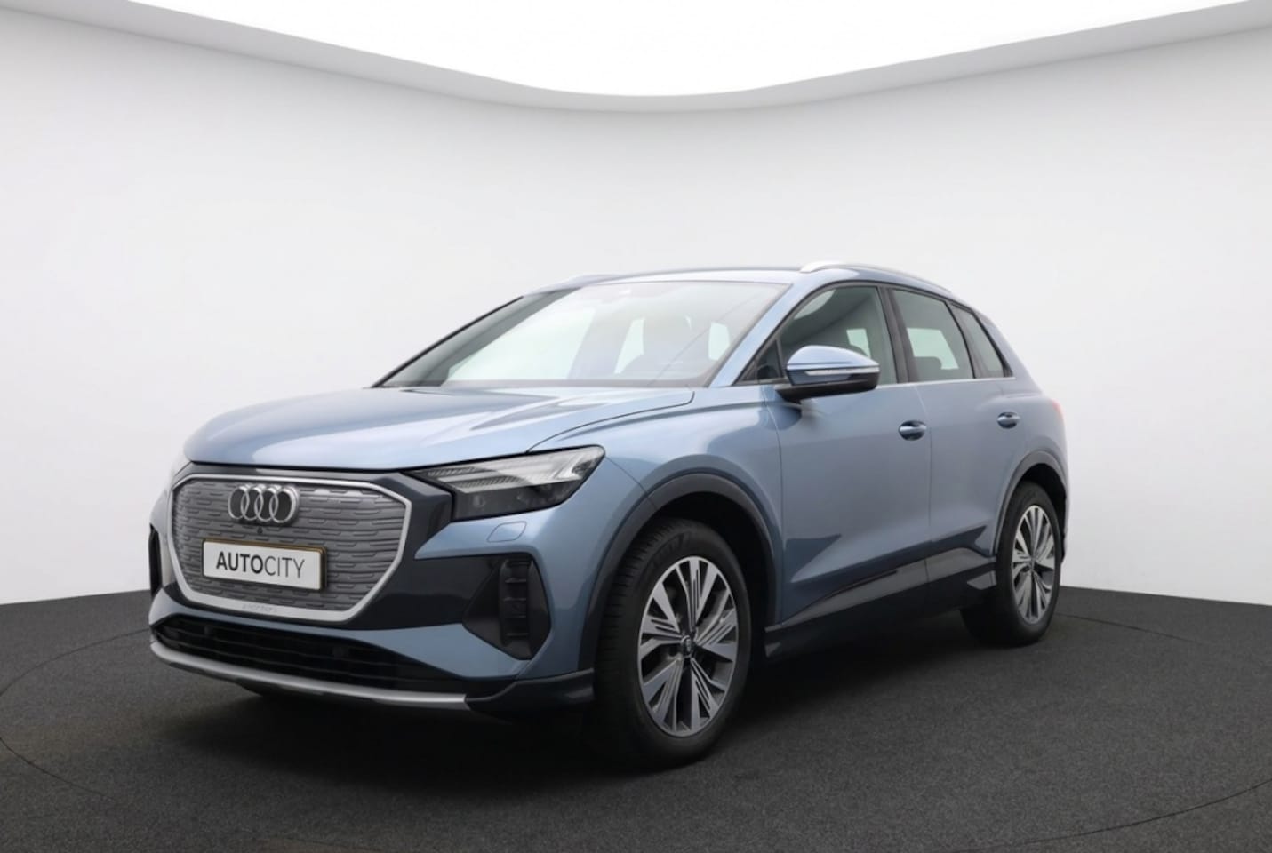 Audi Q4 e-tron - 35 edition 92% SOH l Nederlandse auto | Warmtepomp l Stoelverwarming - AutoWereld.nl