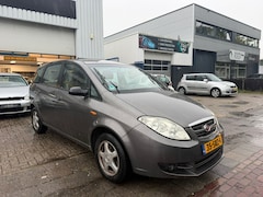 Landwind CV9 - 1.6 Comfort 6 pers