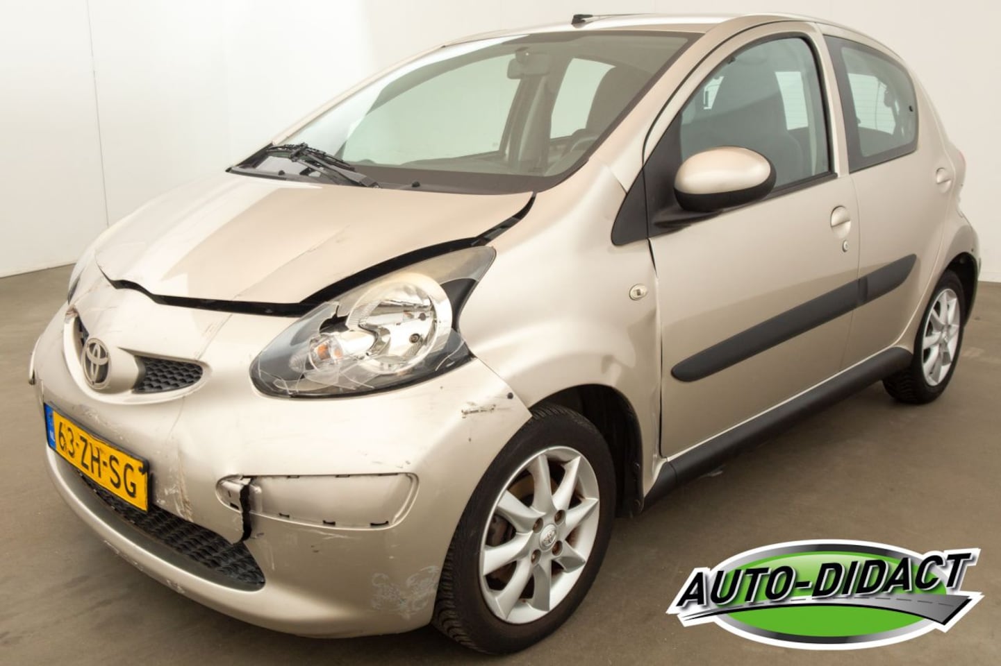 Toyota Aygo - 1.0-12V Airco - AutoWereld.nl
